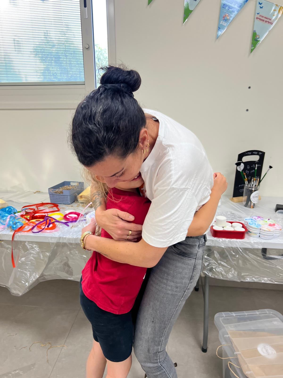 סדנת ציור על חלוקי נחל