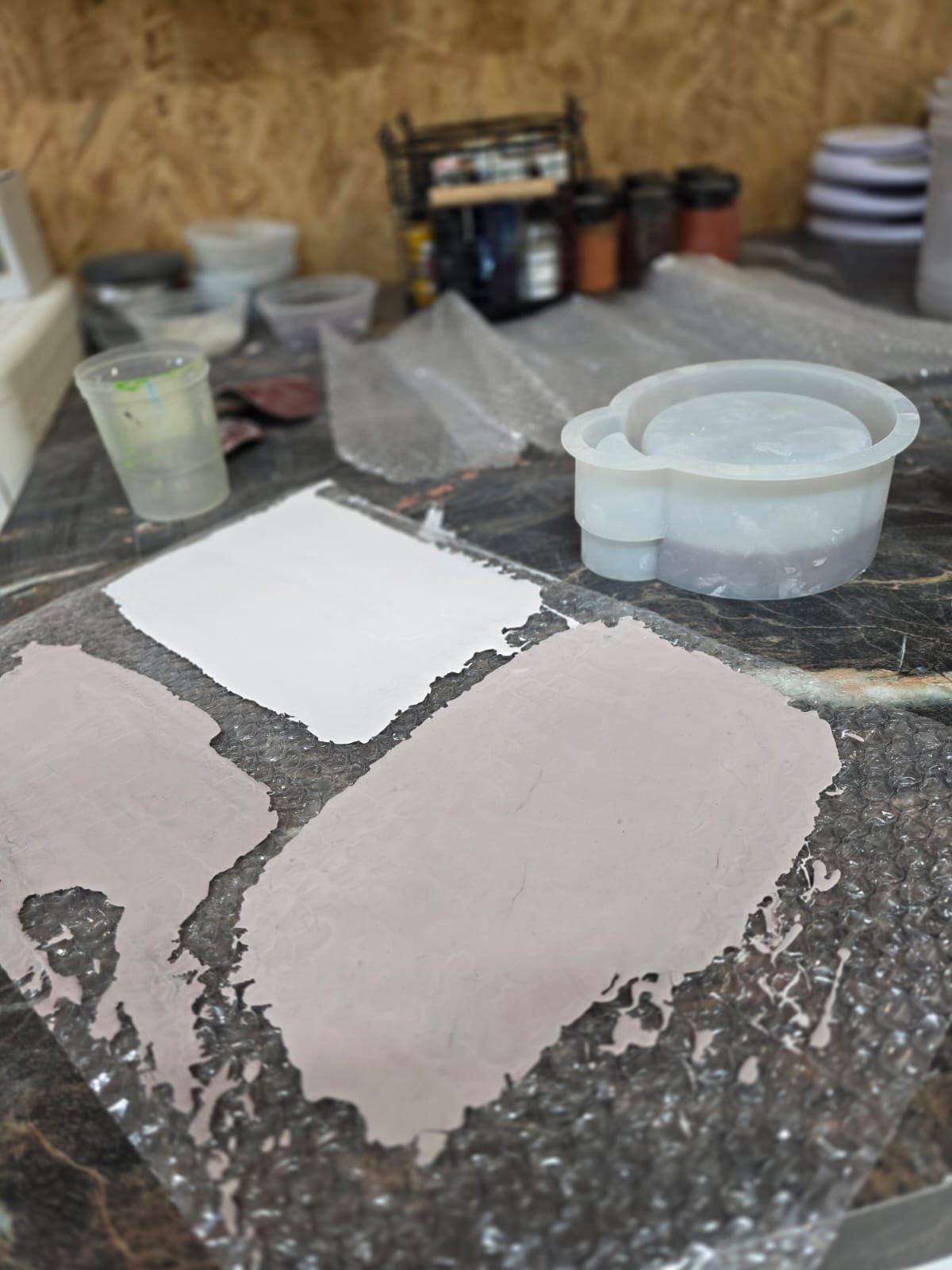 סדנת יציקות טרצו (Terrazzo) – אמנות צבעונית בעבודת יד