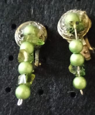 Emerald Elegance Clip-On Earrings - R220.00