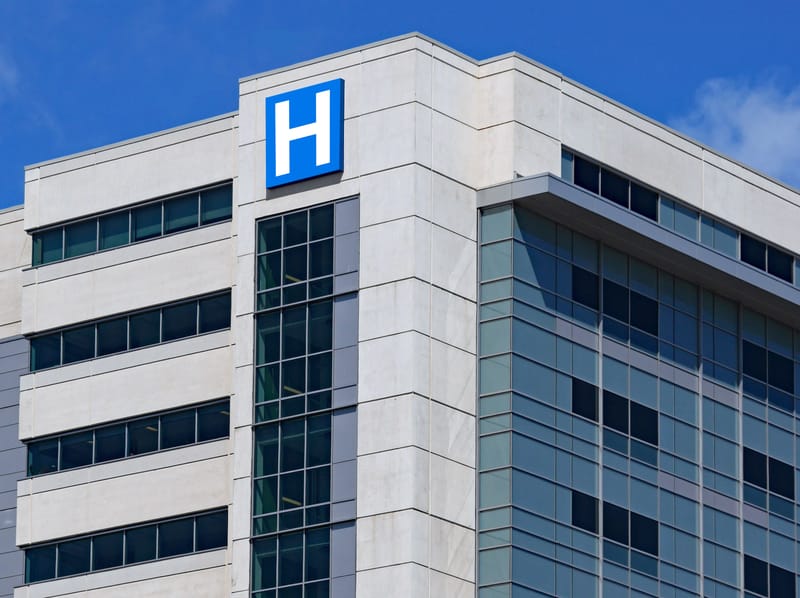 IMPLANTER UN NOUVEL HOPITAL