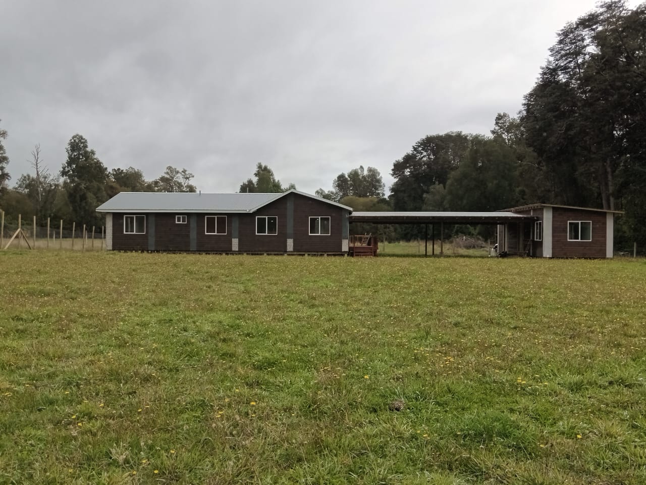 Hermosa casa en parcela , comuna de Máfil, región de los Rios