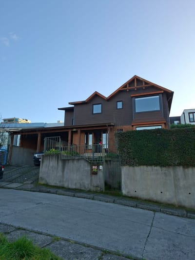 Hermosa casa en exclusivo sector de IDAHUE , Comuna San Pedro de la Paz