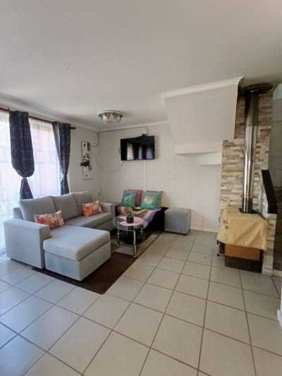 En venta acogedora casa comuna de Hualpen:  ¡Tu próximo hogar en Alto Costanera, Hualpén te está esperando!