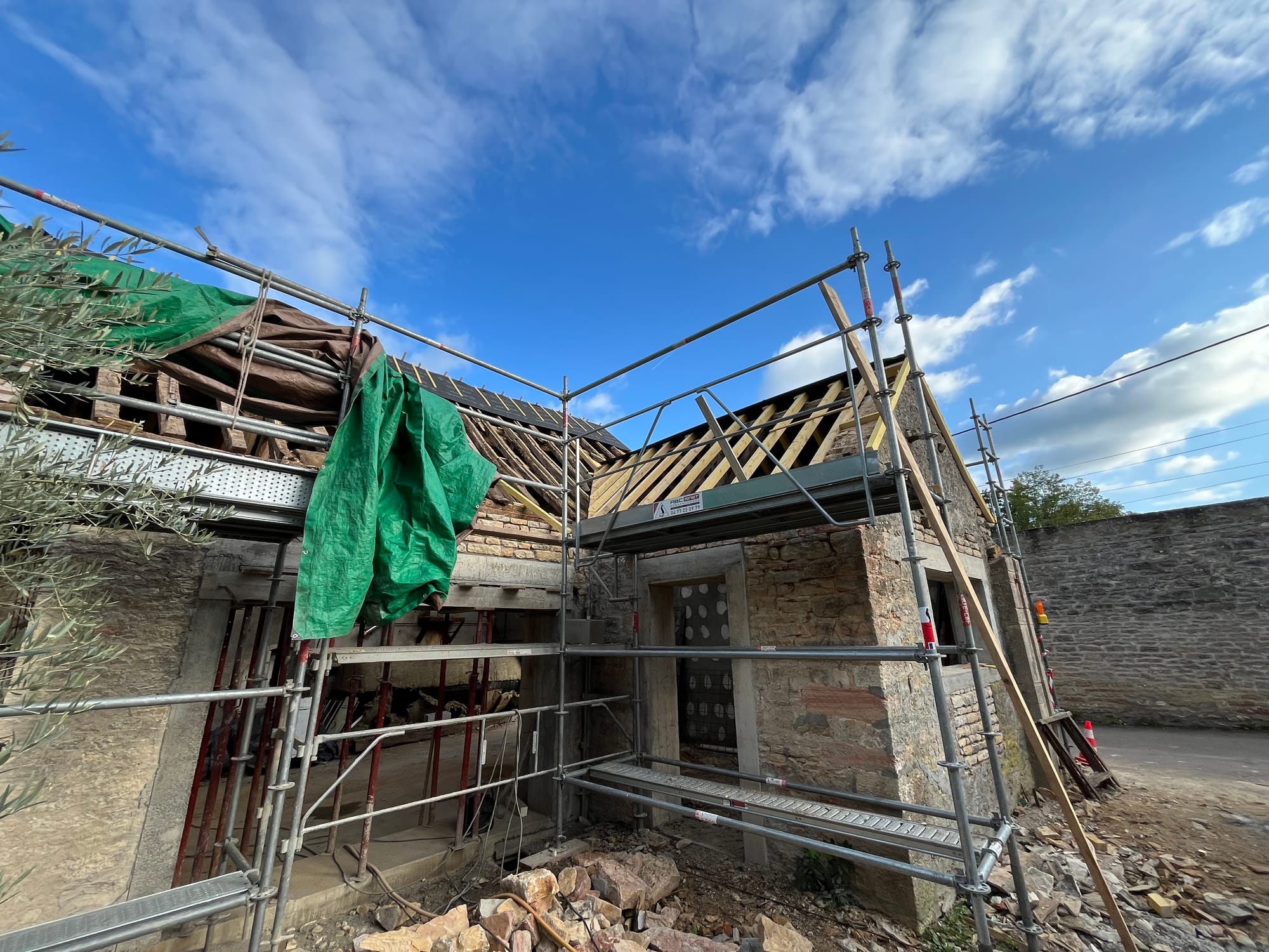 Reprise complète de la couverture