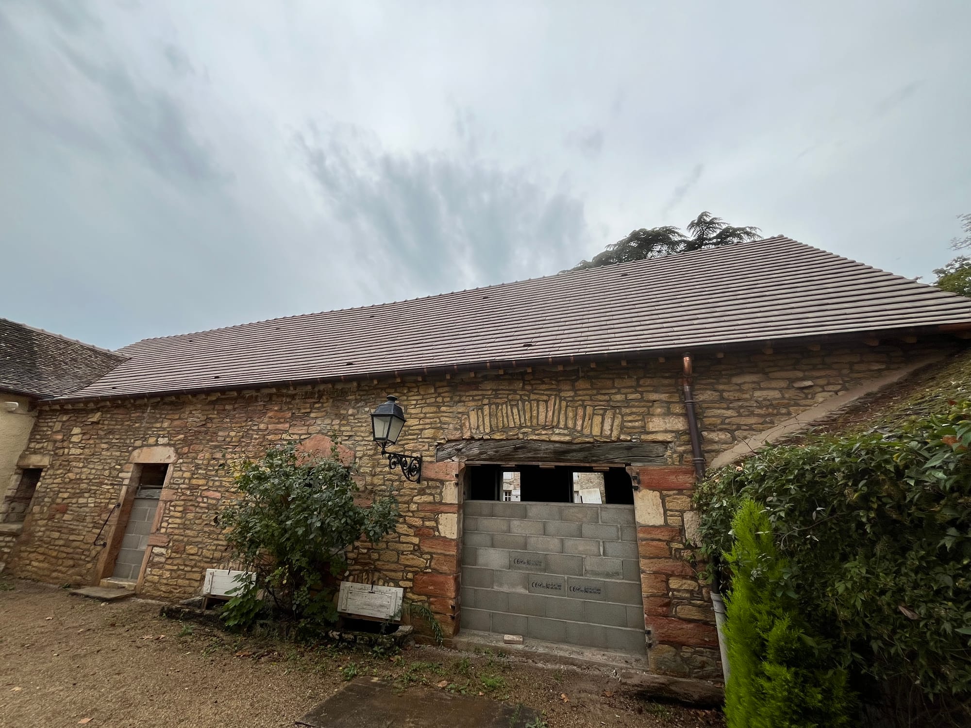 Reprise complète de la couverture