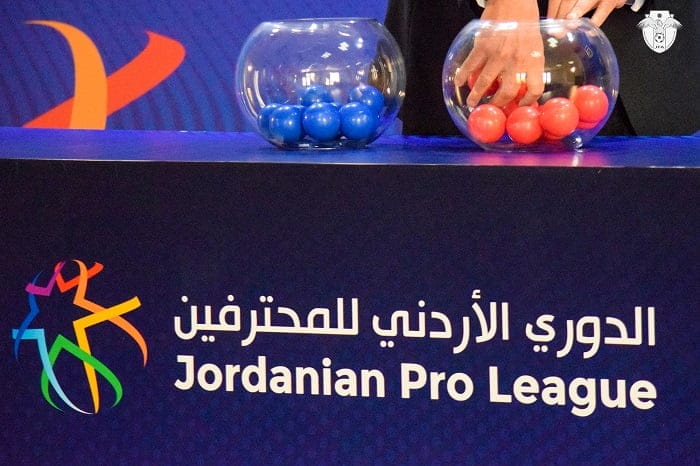 عند الثامنة من مساء اليوم تسحب قرعة النسخة الـ 72 من الدوري الأردني للمحترفين، والـ 37 من درع الاتحاد لموسم 2024/2025