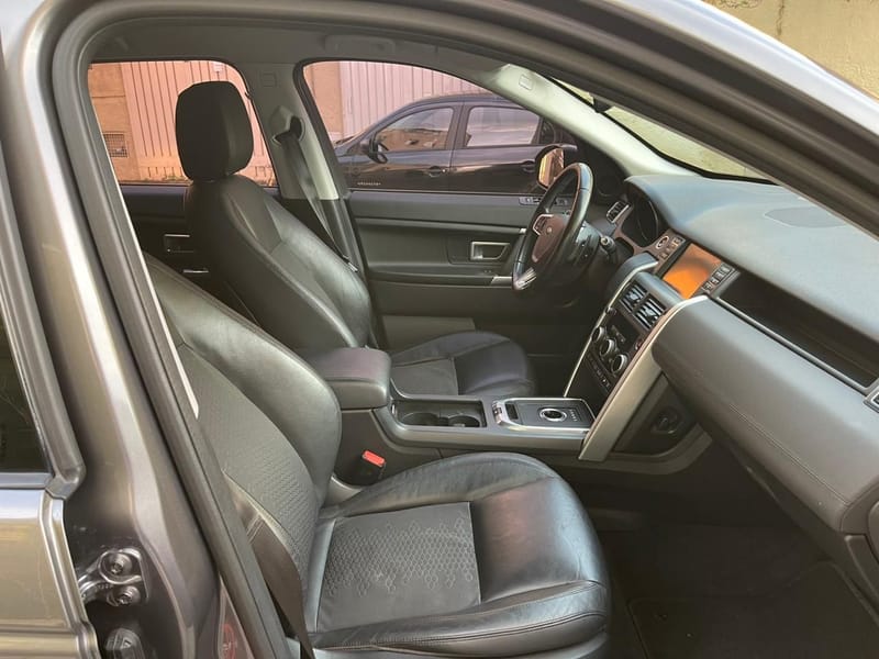 LAND ROVER DISCOVERY 4 Discovery Sport SE 2.0 4x4 Aut.