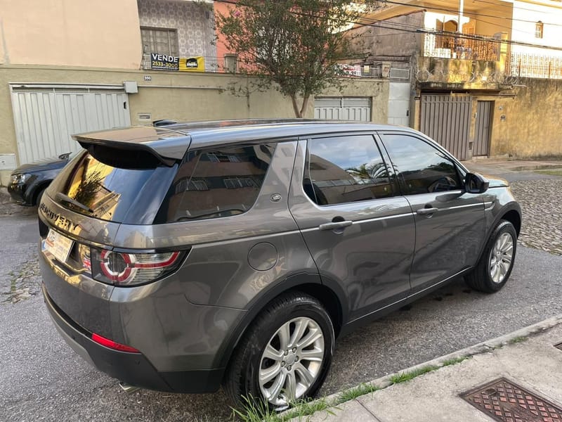 LAND ROVER DISCOVERY 4 Discovery Sport SE 2.0 4x4 Aut.