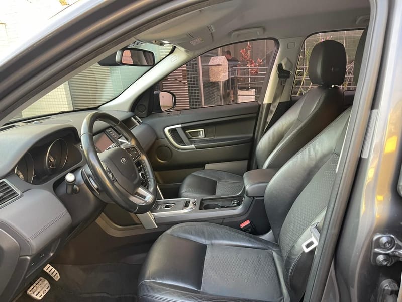 LAND ROVER DISCOVERY 4 Discovery Sport SE 2.0 4x4 Aut.