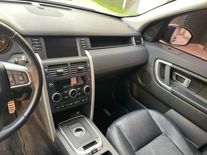 LAND ROVER DISCOVERY 4 Discovery Sport SE 2.0 4x4 Aut.