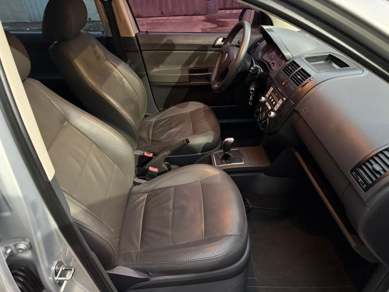 POLO HATCH SPORTLINE 1.6 I-MOTION 2010