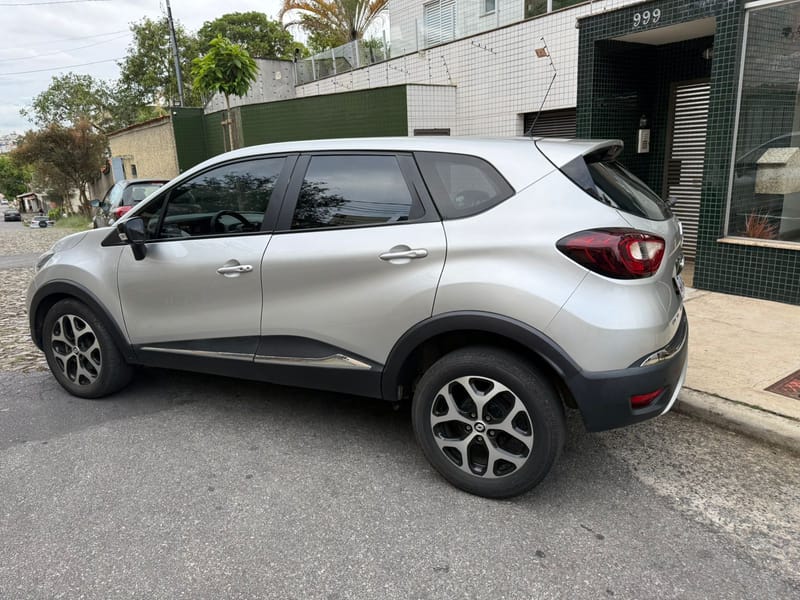 RENAULT CAPTUR INTENSE 2020 COMPLETO TOP