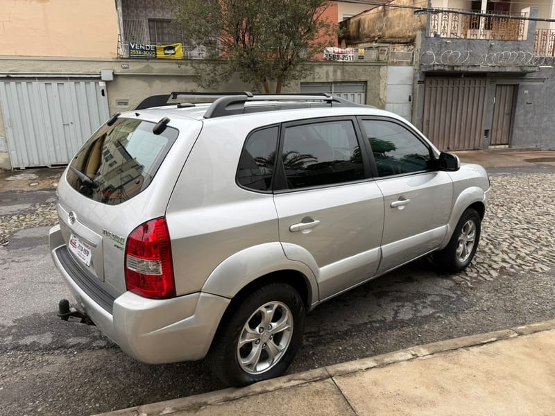 HYUNDAI TUCSON GLS 2.0 COMPLETO 2015 