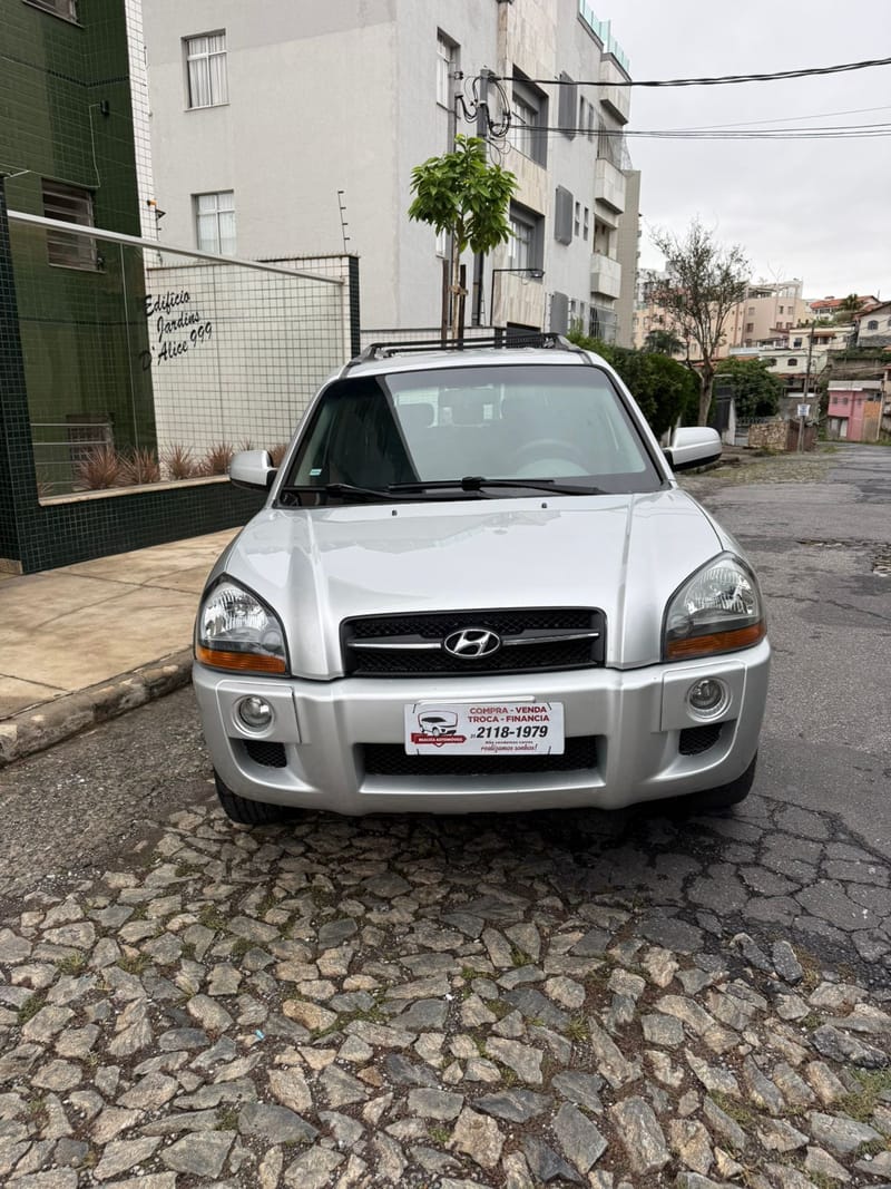 HYUNDAI TUCSON GLS 2.0 COMPLETO 2015 