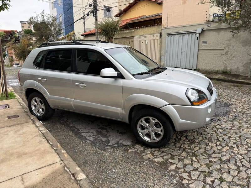 HYUNDAI TUCSON GLS 2.0 COMPLETO 2015 