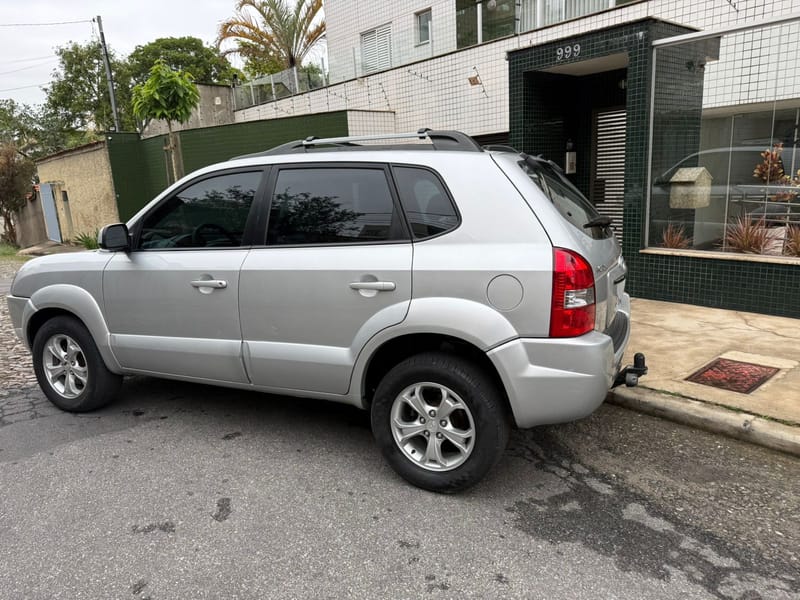 HYUNDAI TUCSON GLS 2.0 COMPLETO 2015 