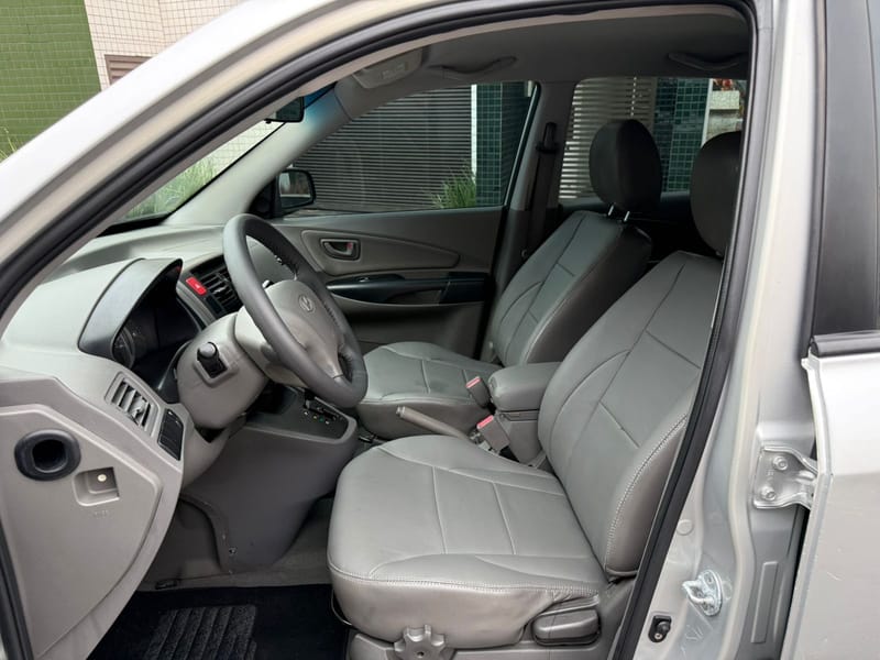 HYUNDAI TUCSON GLS 2.0 COMPLETO 2015 