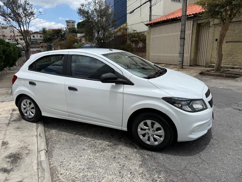CHEVROLET ONIX JOY 1.0 COMPLETO 2019