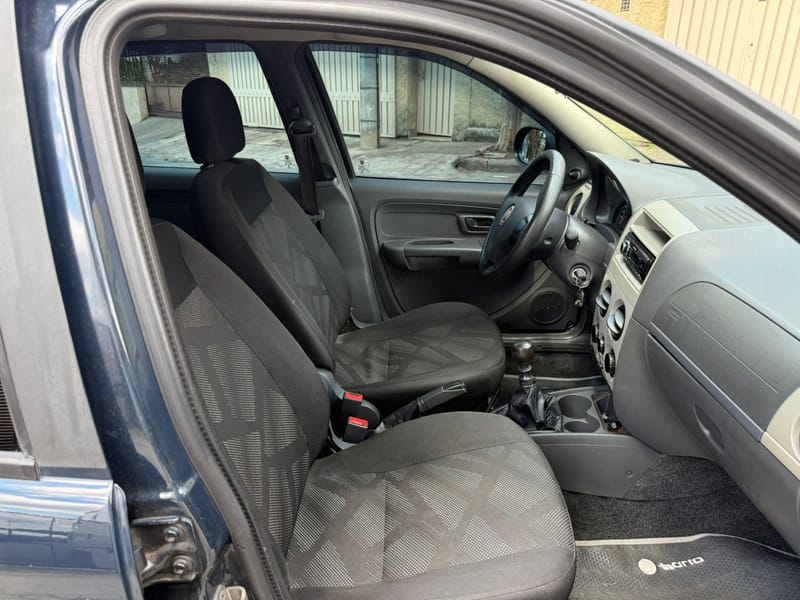 FIAT PALIO FIRE 1.0 CELEBRATION 2015 COMPLETO