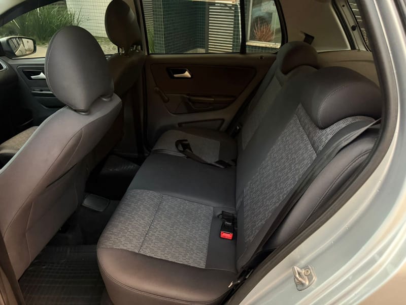 VOLKSWAGEN FOX 1.0 MI TOTAL FLEX 8V 5P R$ 38.900,00