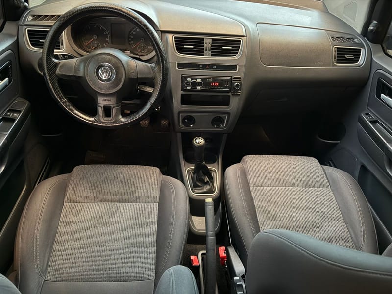 VOLKSWAGEN FOX 1.0 MI TOTAL FLEX 8V 5P R$ 38.900,00