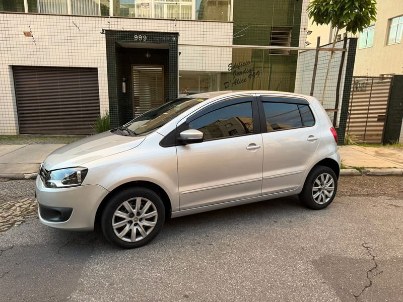 VOLKSWAGEN FOX 1.0 MI TOTAL FLEX 8V 5P R$ 38.900,00