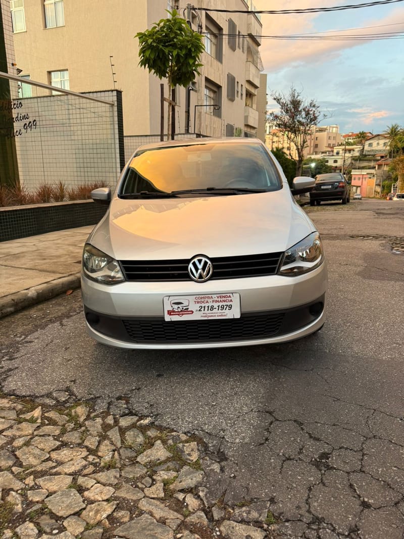 VOLKSWAGEN FOX 1.0 MI TOTAL FLEX 8V 5P R$ 38.900,00