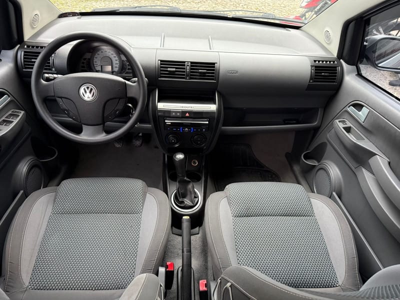 VOLKSWAGEN FOX 1.6 ROUTE COMPLETO 2010  R$33.900,00