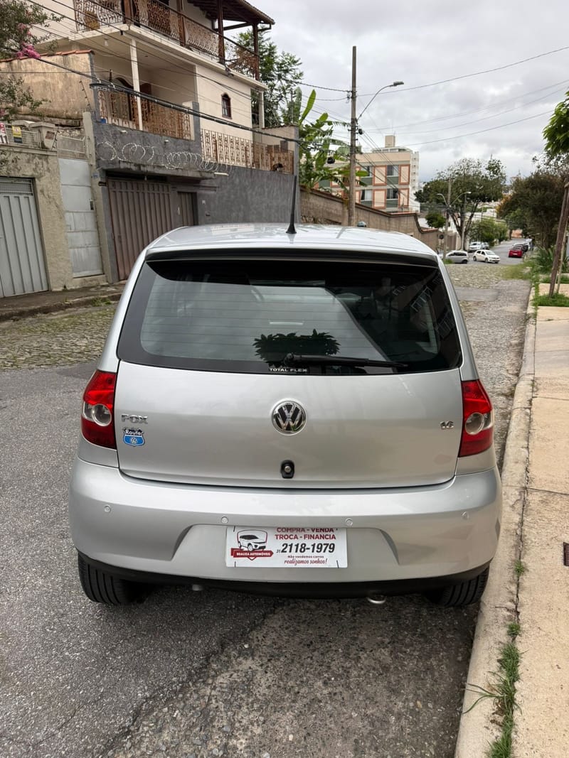 VOLKSWAGEN FOX 1.6 ROUTE COMPLETO 2010  R$33.900,00