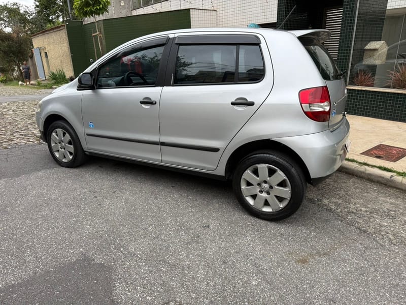VOLKSWAGEN FOX 1.6 ROUTE COMPLETO 2010  R$33.900,00