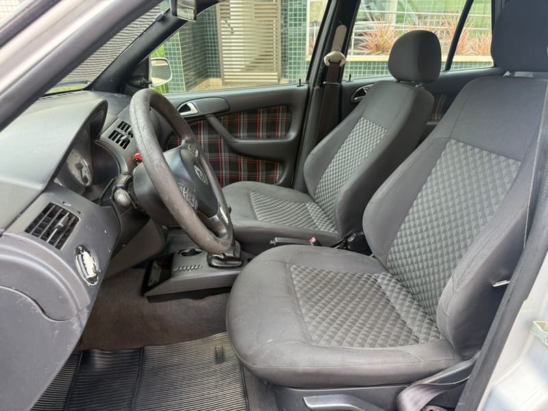 Volkswagen Parati 1.6 City Total Flex 5p R$ 20.900,00