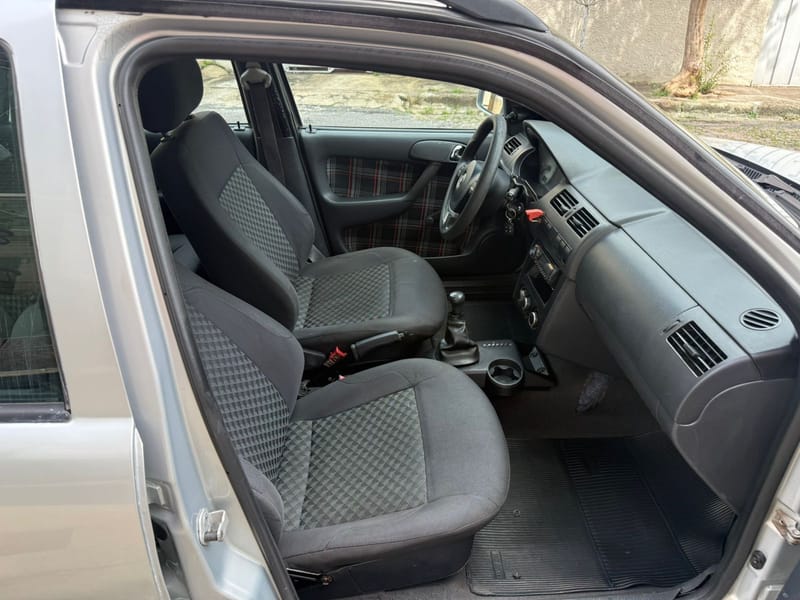 Volkswagen Parati 1.6 City Total Flex 5p R$ 20.900,00