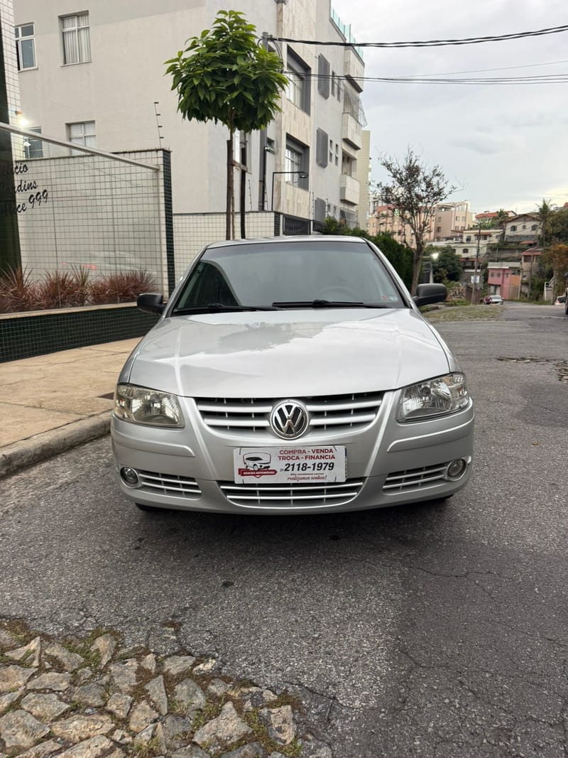 VOLKSWAGEN GOL 1.0 TREND BÁSICO 2013 R$24.900,00