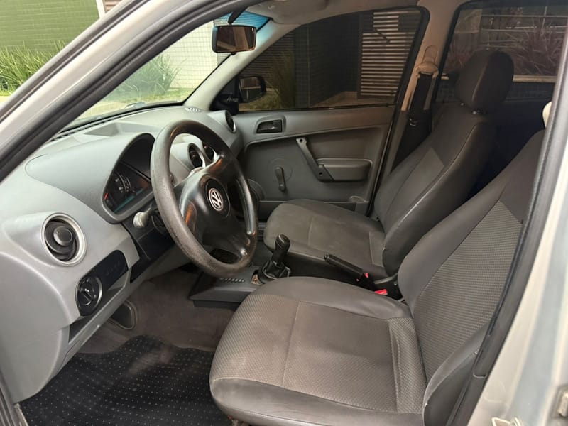 VOLKSWAGEN GOL 1.0 TREND BÁSICO 2013 R$24.900,00