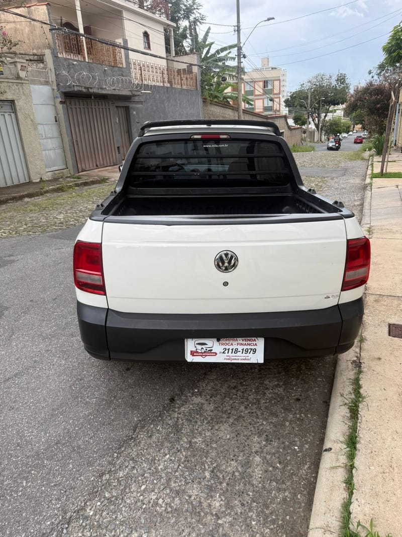 VOLKSWAGEN SAVEIRO ROBUST 1.6 CABINE DUPLA COMPLETO 2018 