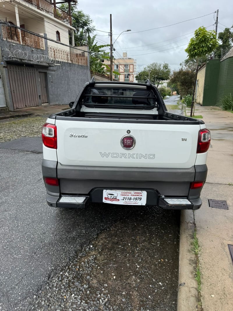 FIAT STRADA 1.4 WORKING COMPLETA 2015