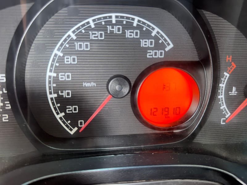 FIAT STRADA 1.4 WORKING COMPLETA 2015