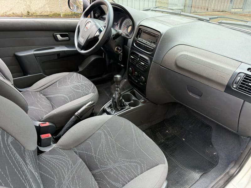 FIAT STRADA 1.4 WORKING COMPLETA 2015