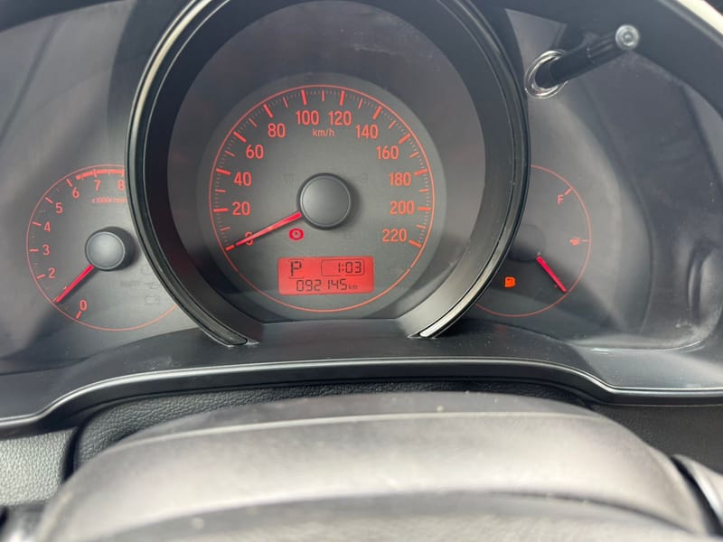 HONDA FIT 1.5 LX COMPLETO TOP 2015