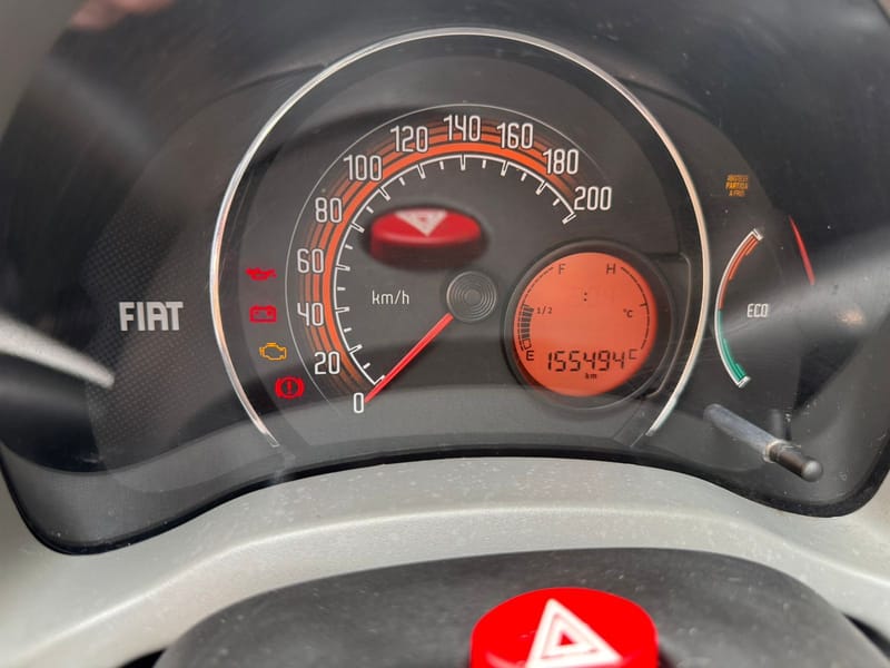 FIAT UNO EVO VIVACE 1.0 FIRE BÁSICO 2015