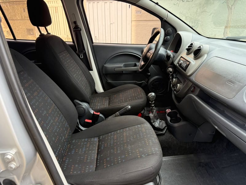 FIAT UNO EVO VIVACE 1.0 FIRE BÁSICO 2015