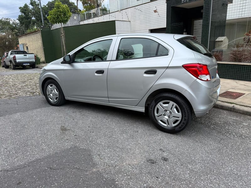 CHEVROLET ONIX JOY COMPLETO  2018