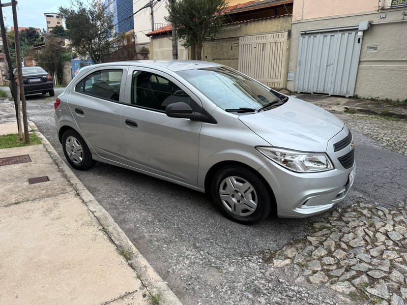 CHEVROLET ONIX JOY COMPLETO  2018