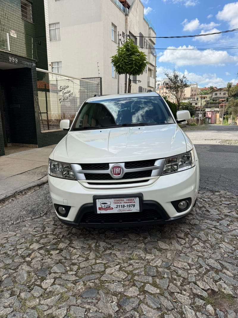 FIAT FREEMONT PRECISION 2.4  7LUGARES 2014 TOP  