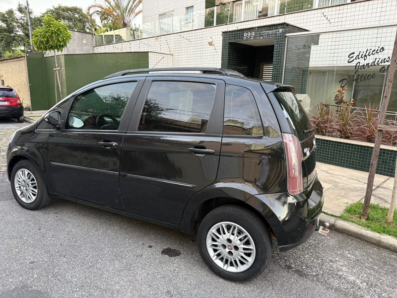 FIAT IDEIA ATRACTIVE 1.4 COMPLETA 2011 