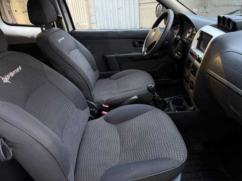 FIAT STRADA ADVENTURE CABINE DUPLA 1.8 LOCKER COMPLETA 2012