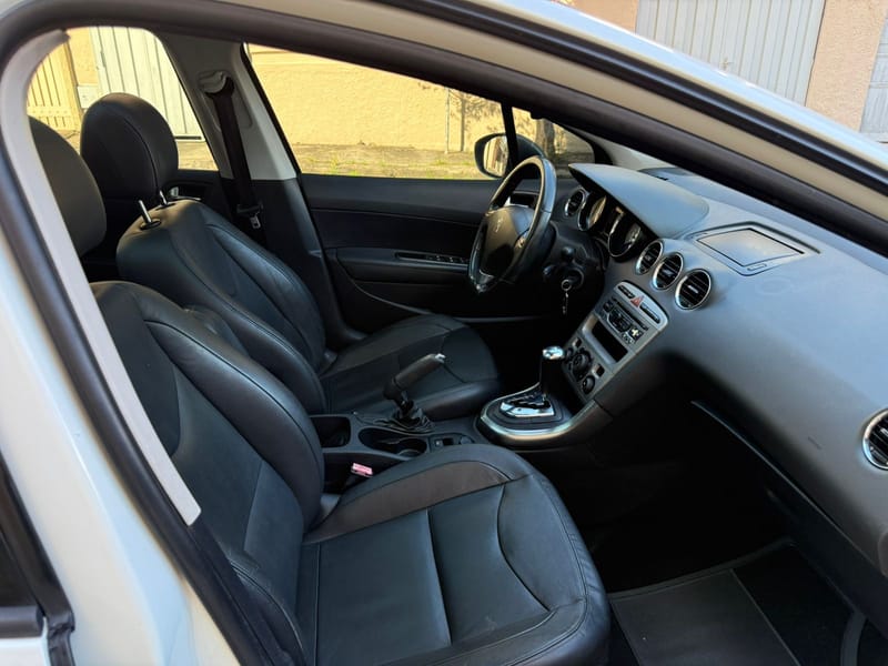 PEUGEOT 308 GRIFFE 1.6 THP TOP 2015