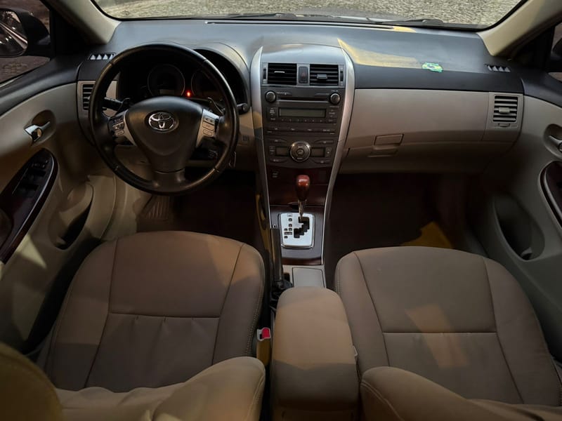 TOYOTA COROLLA ALTIS 2.0 TOP 2012