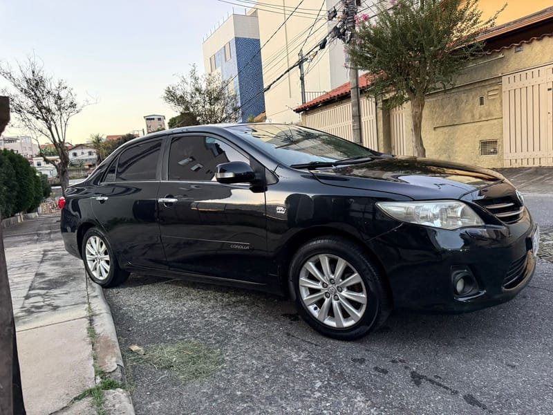 TOYOTA COROLLA ALTIS 2.0 TOP 2012