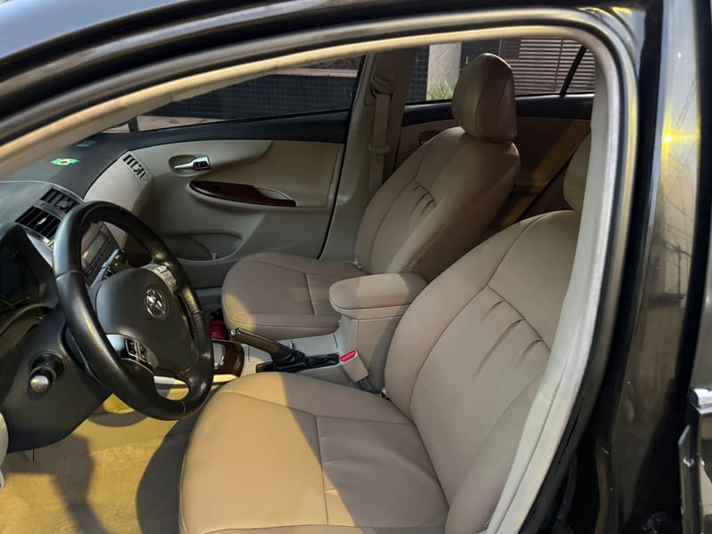 TOYOTA COROLLA ALTIS 2.0 TOP 2012